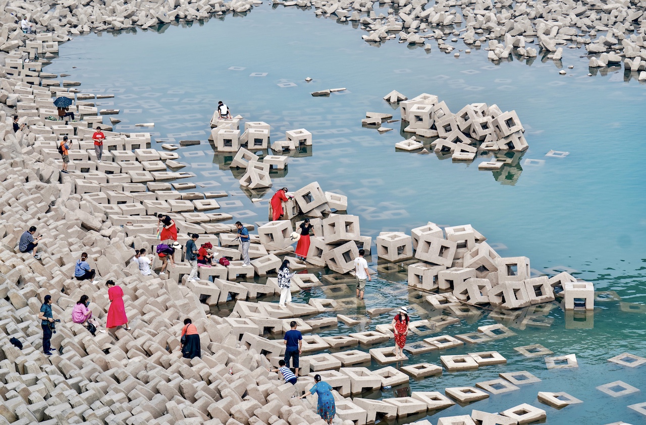 china influencers drought breakwater blocks