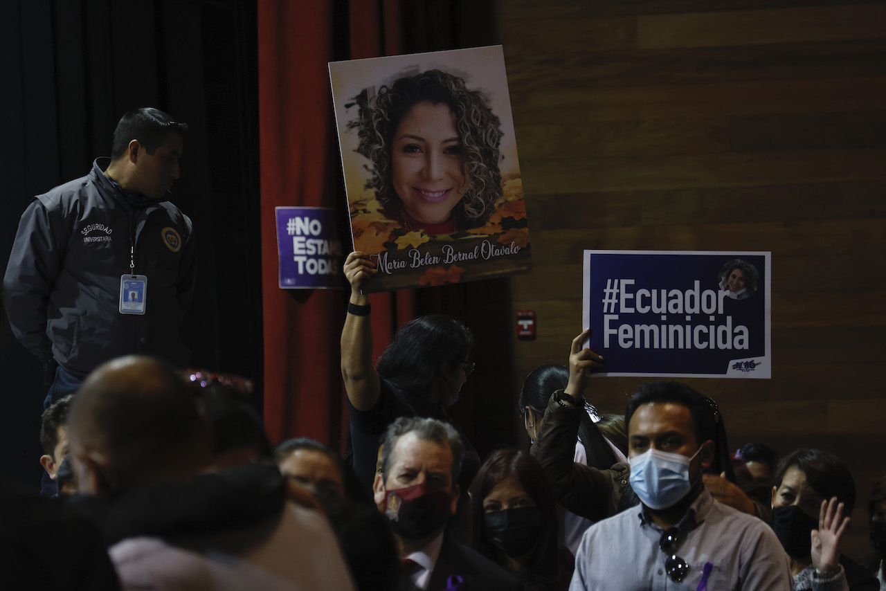 ecuador maria belen bernal dead police academy
