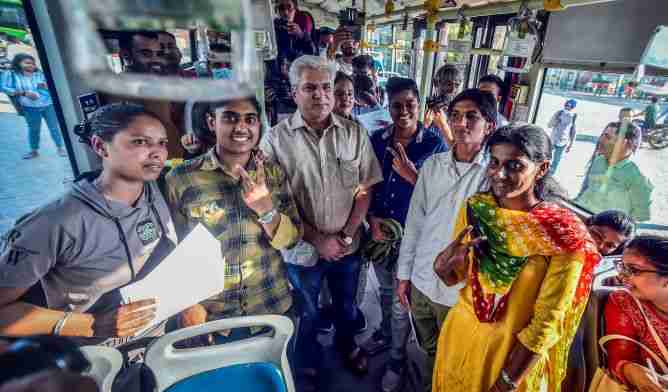 india delhi 11 women bus drivers first