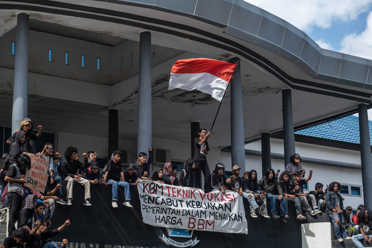 indonesia fuel protests