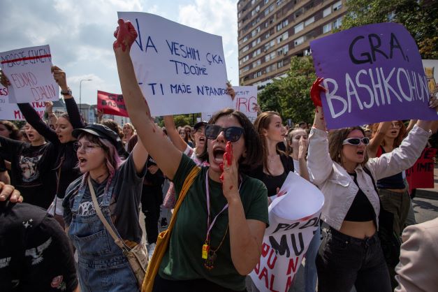 kosovo 11 year old girl gang rape pristina protest