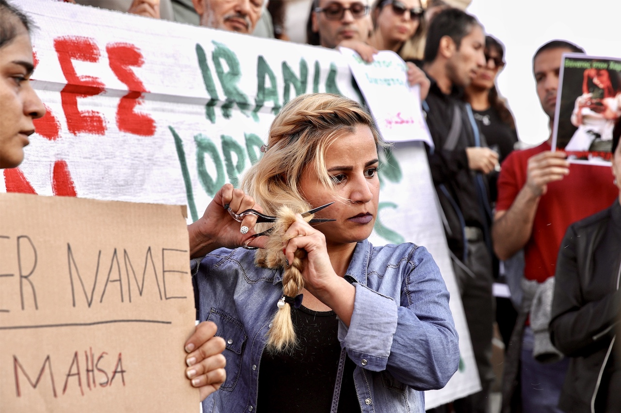mahsa amini world protests iran women