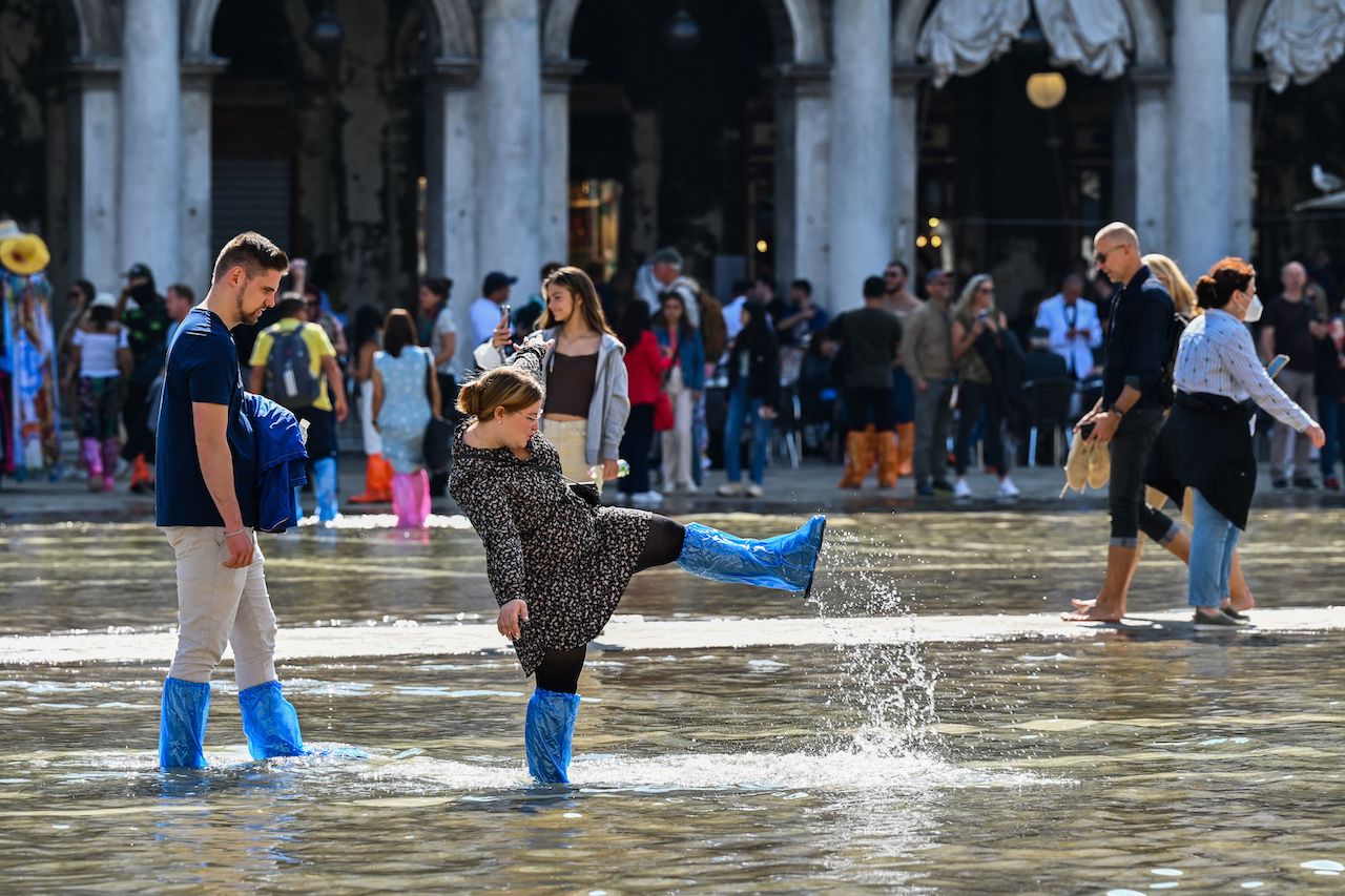 venice flood st marks square 2022