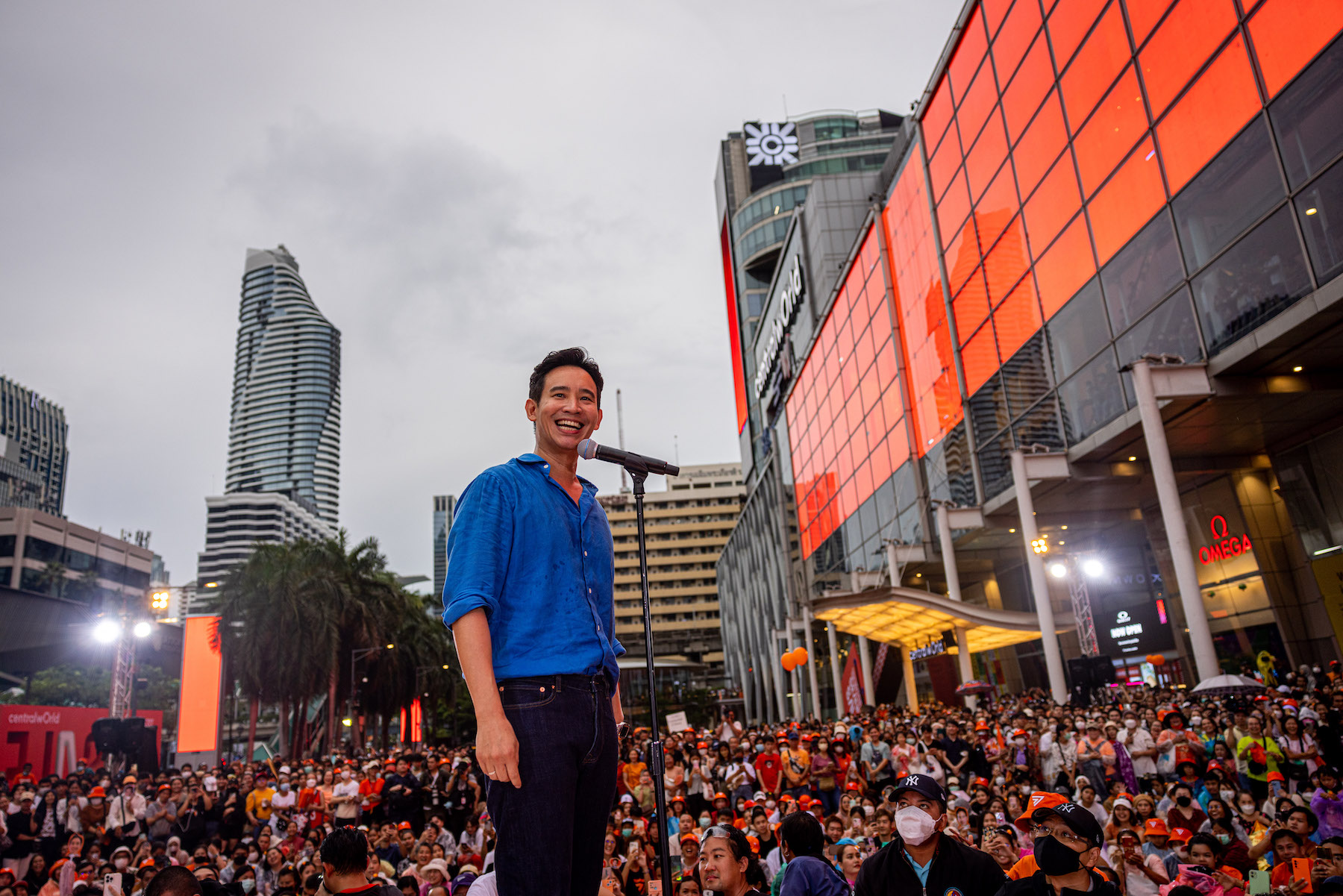 pita limjaroenrat speech supporters thailand