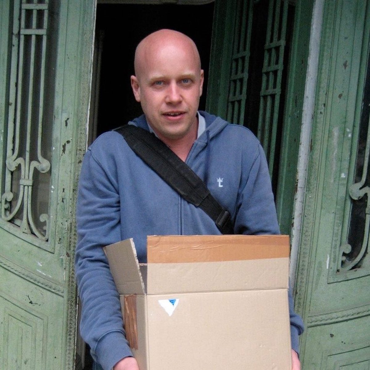 Danish Artist blank canva jens haaning