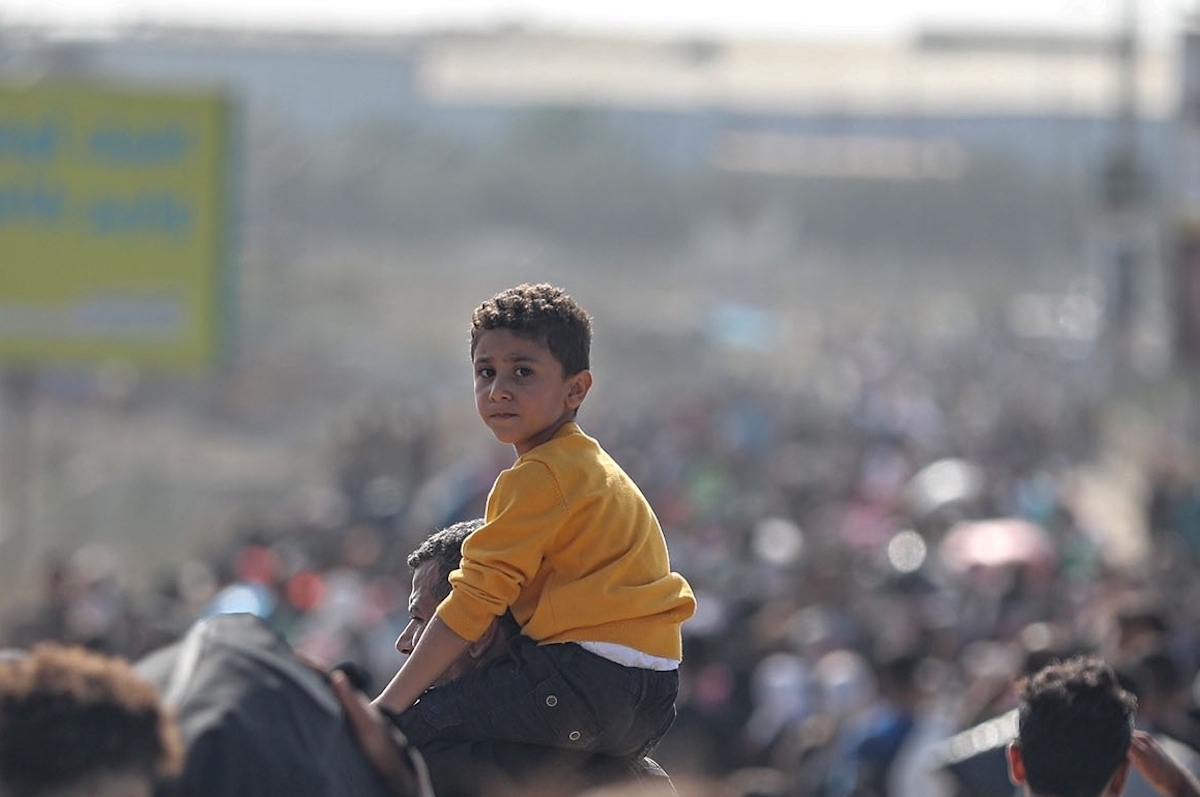 people in palestine flee to northern part of gaza