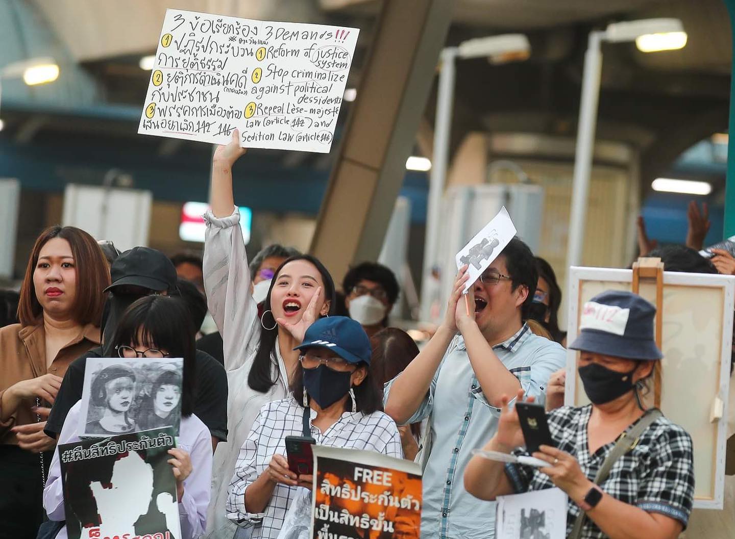 ukchanok srinork ice criticize monarchy