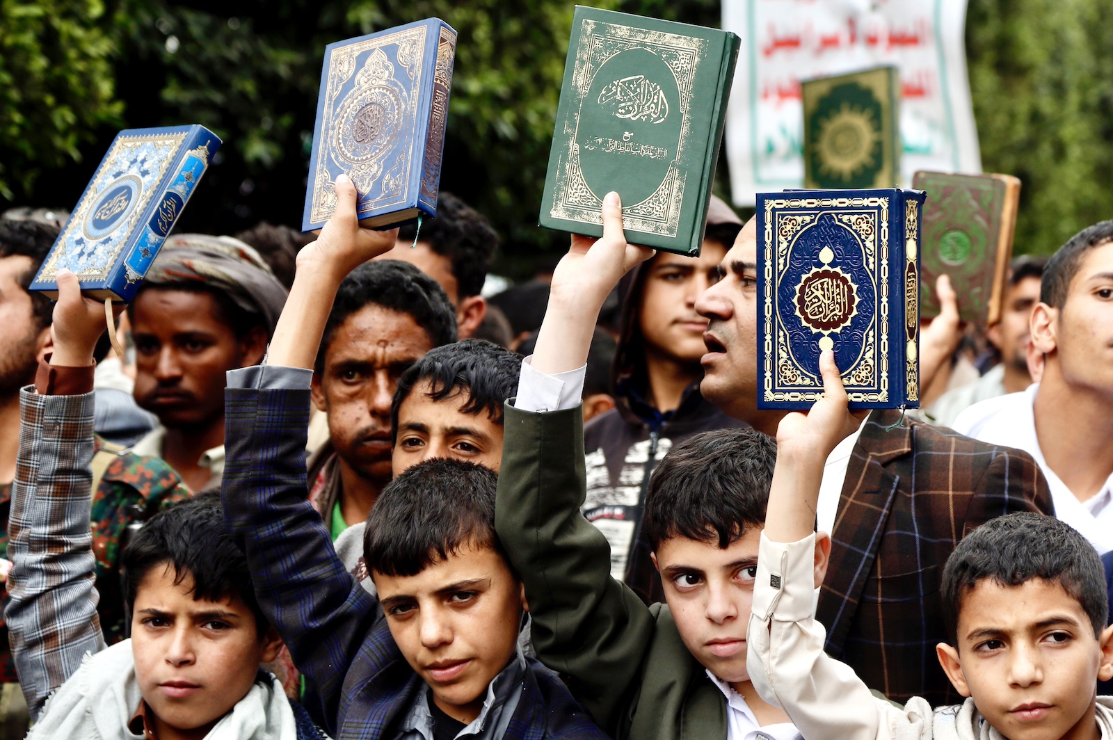 Yemenis participate Protest burning Quran demark