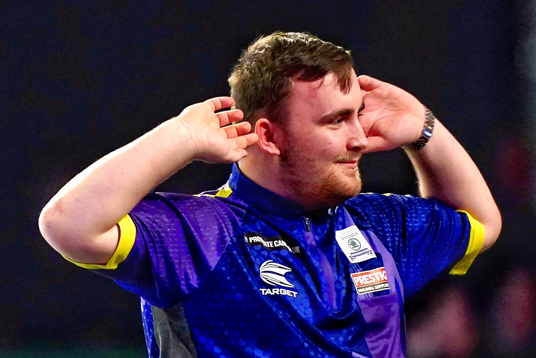 Luke Littler rob cross darts youngest player