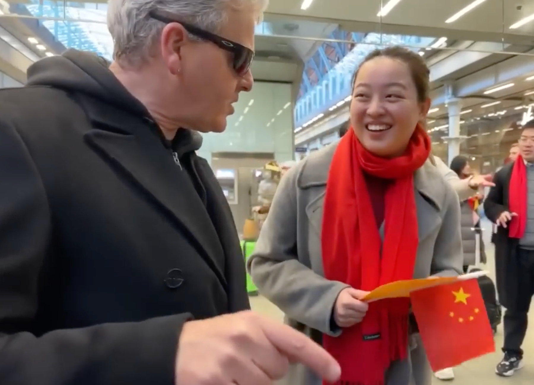 British pianist chinese crew controversy