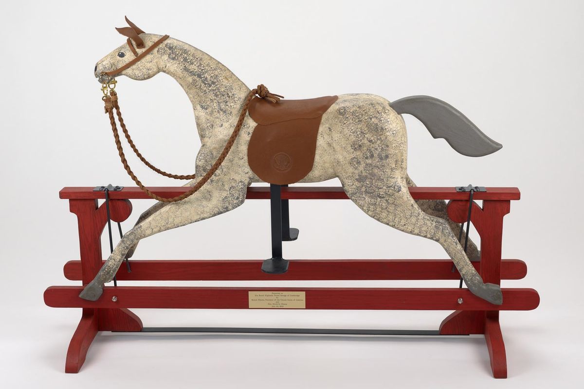02-Rocking-Horse