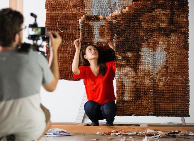 Portrait created from 20,000 teabags by artist Red Hong Yi
