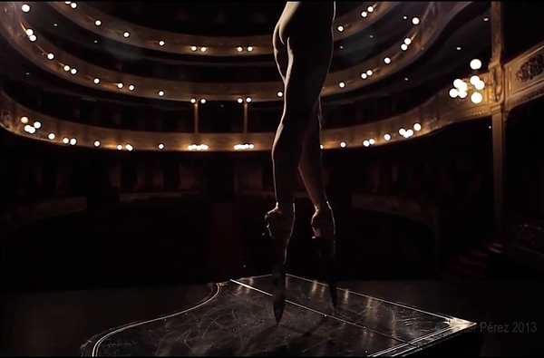 Ballerina Effort EN Puntas Javier Perez