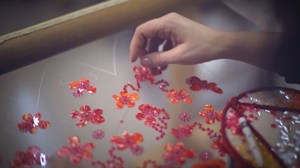 So delicate and incredibly therapeutic: CHANEL Haute Couture