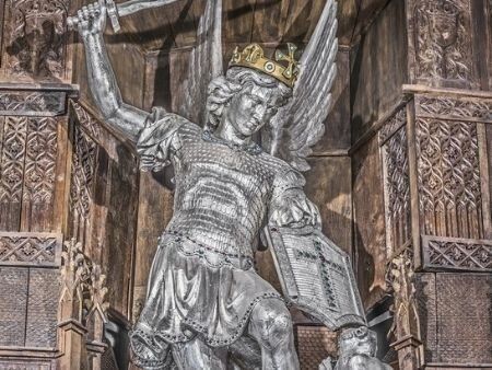 Qui est comme Dieu ?