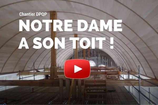 Notre Dame à son toit !