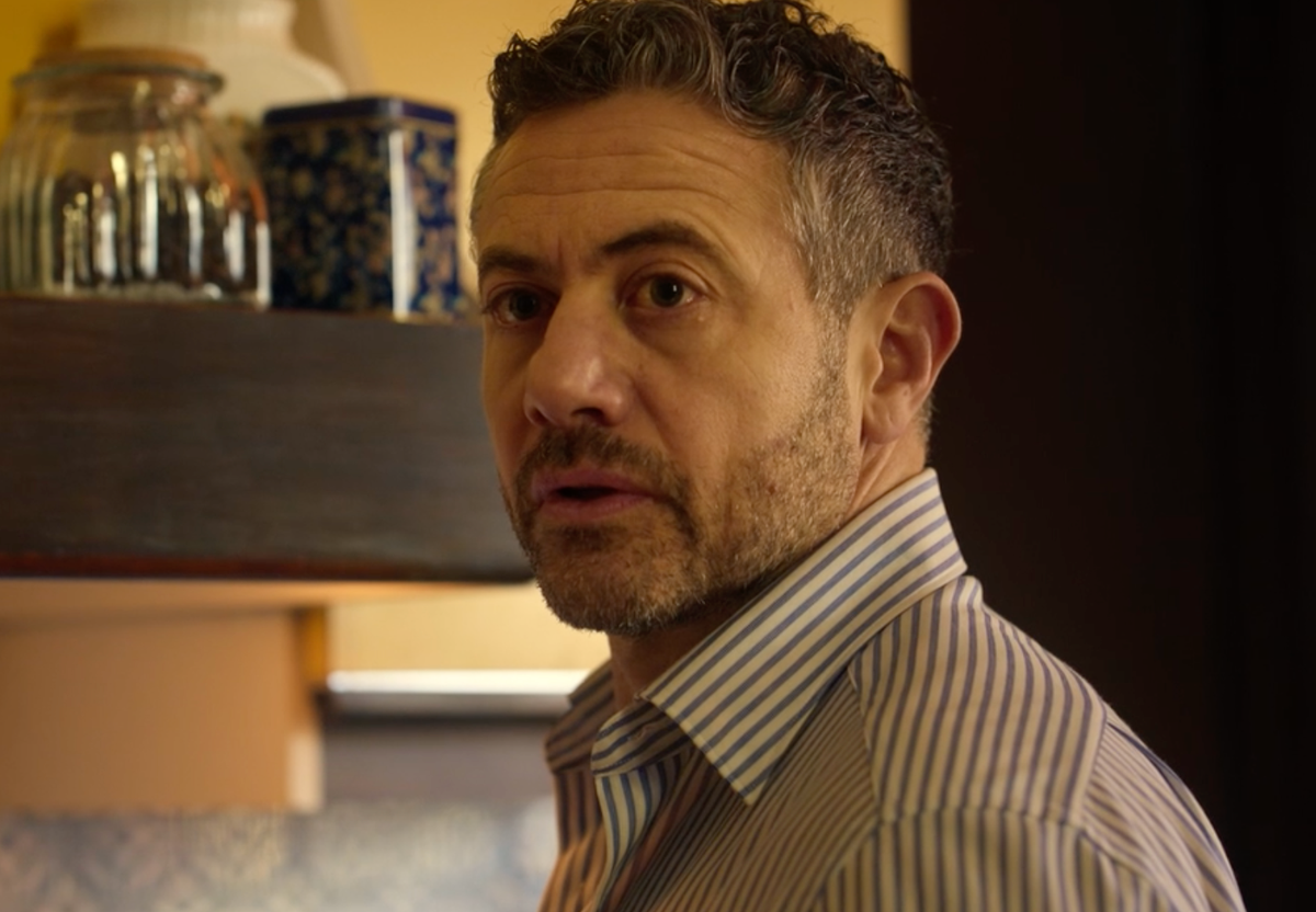 Joe Mottram (Warren Brown) in the restaurant kitchen