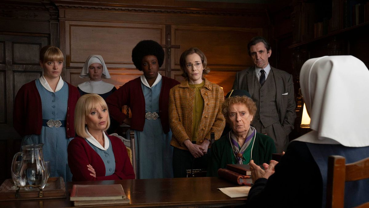 Natalie Quarry, Helen George, Molly Vevers, Renee Bailey, Laura Main, Linda Basset, Stephen McGann, and Jenny Agutter in 'Call the Midwife' Season 15