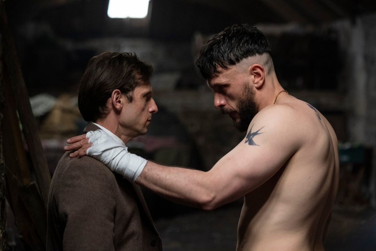 Jamie Bell and Richard Gadd in "Half Man" 