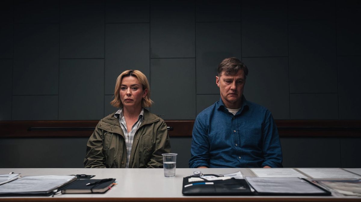 David Morrissey and Eve Myles in 'Gone' 