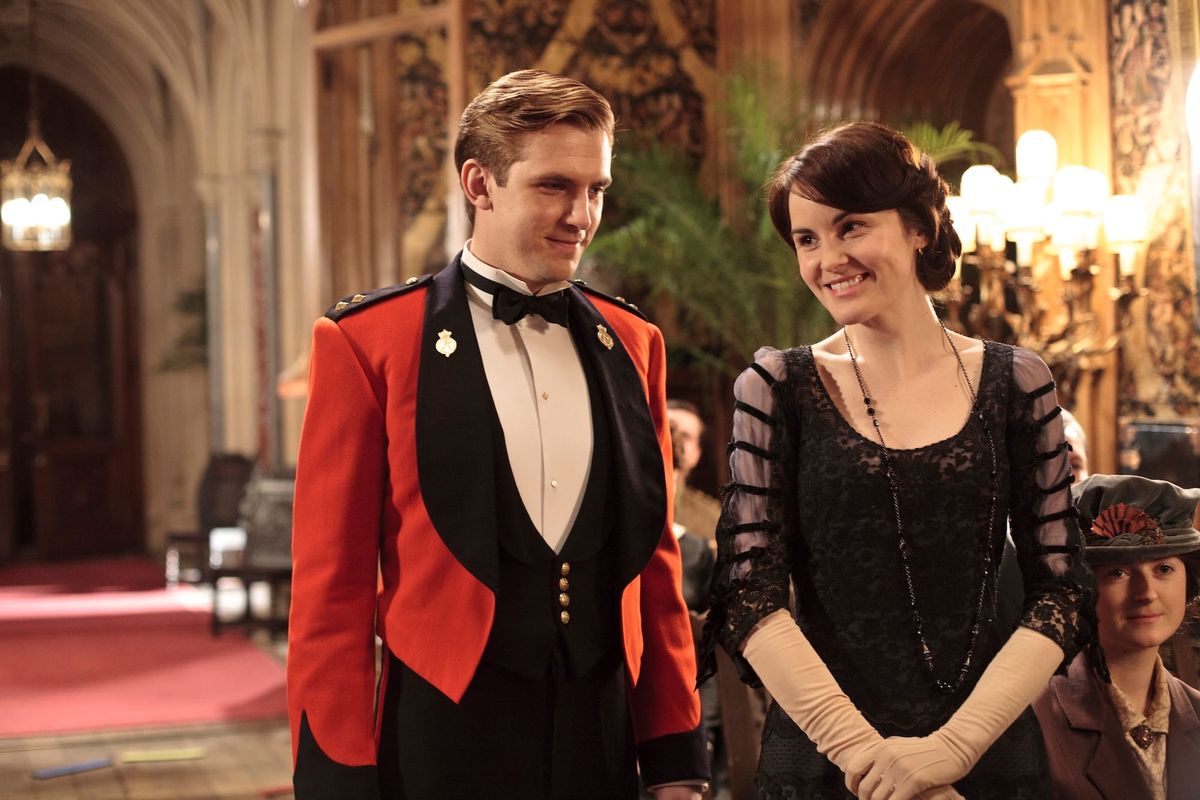 In the Season 2 Premiere, War Reshapes ‘Downton Abbey’