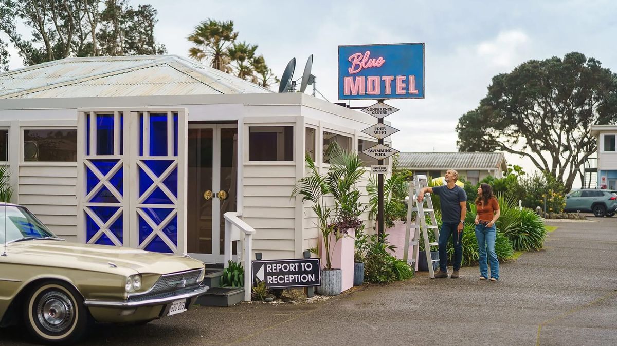 Michala Banas and Brett Tucker in the 'Blue Murder Motel' Season 1 