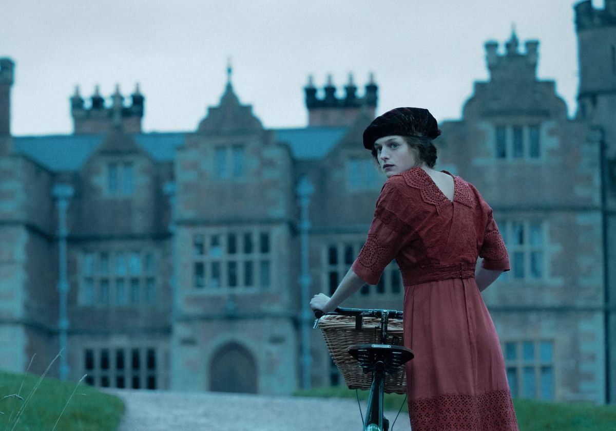 The First Images from 'Lady Chatterley's Lover' Feature Emma Corrin and Jack O'Connell's Forbidden Romance