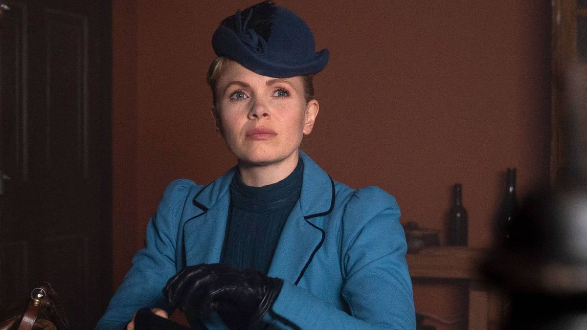 'Miss Scarlet & The Duke' to Return for Season 5 Sans Duke