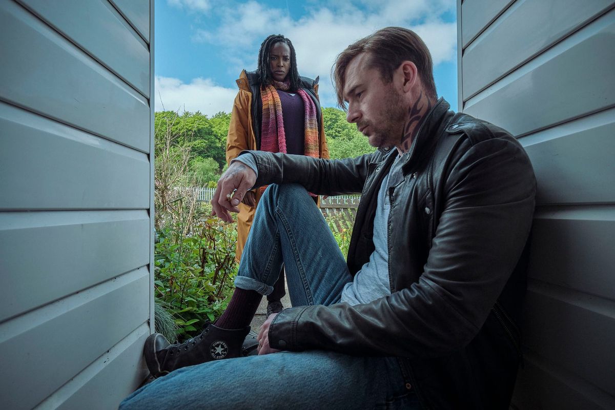'Passenger' Tries To Solve A Murder At Its Midpoint