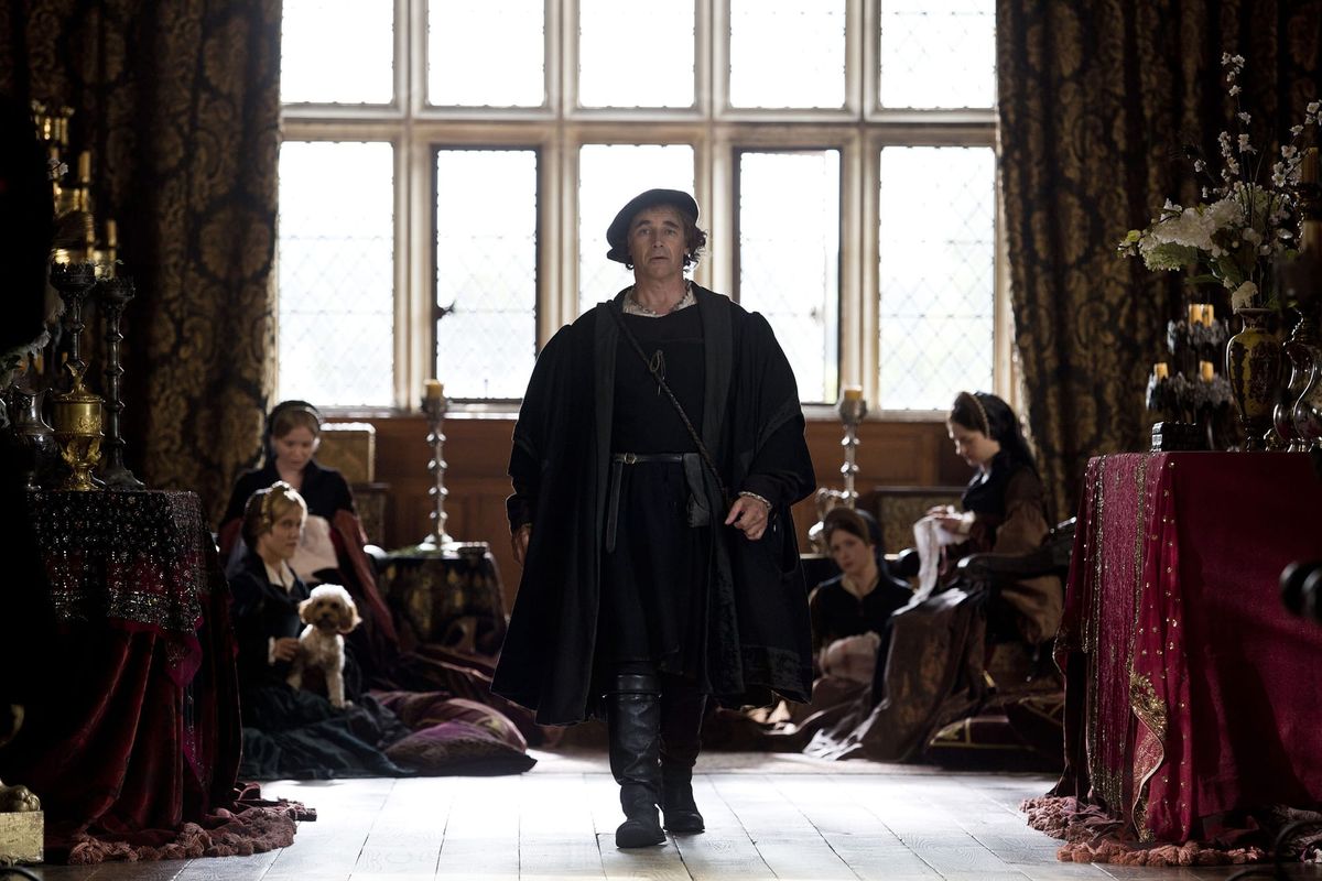 'Wolf Hall's Premiere Introduces a "Three Card Trick"