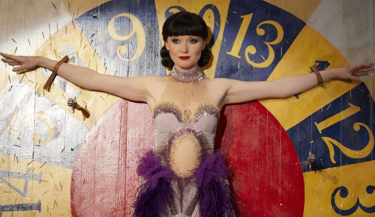 'Miss Fisher's Murder Mysteries' Season 1, Episode 11 Recap: "Blood and Circuses"