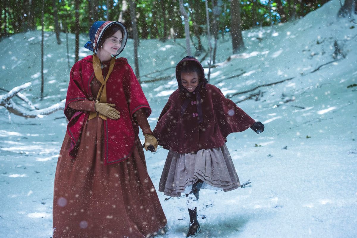 Know Your 'Victoria' History: "Comfort and Joy"