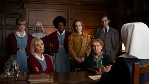 Natalie Quarry, Helen George, Molly Vevers, Renee Bailey, Laura Main, Linda Basset, Stephen McGann, and Jenny Agutter in 'Call the Midwife' Season 15