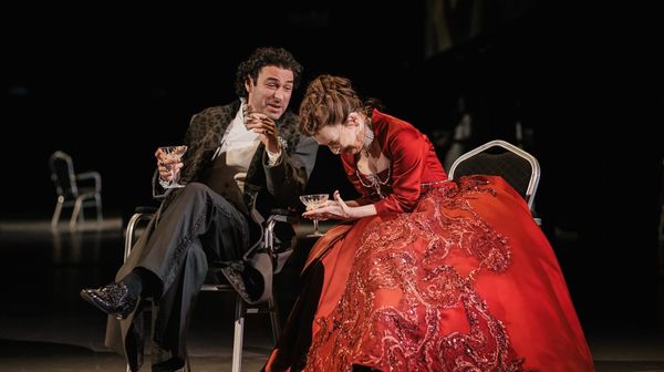 ‘Les Liaisons Dangereuses’ Comes to National Theatre at Home