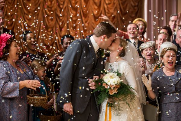 Mitchell Anselm (Will Brown) marries his pregnant fiancee Noelle (Sheena May).