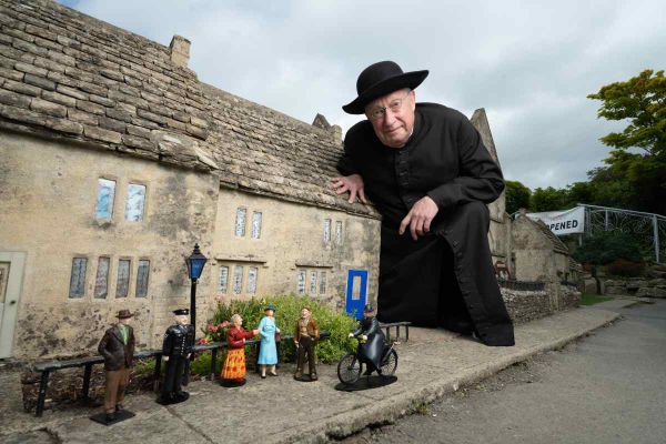 BritBox Sets Premiere Date for Tenth Anniversary Season of 'Father Brown'