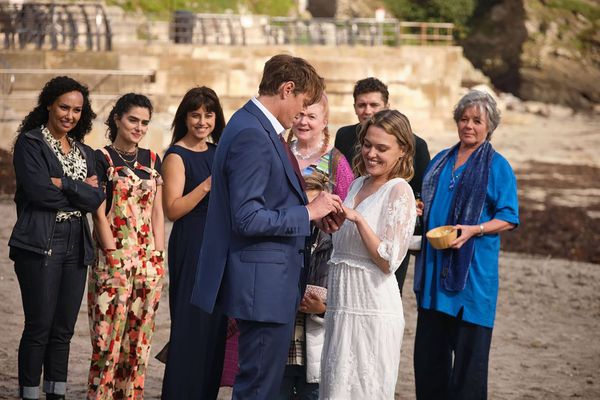 'Beyond Paradise' Returns for the Holidays & Season 3