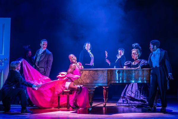 The National Theatre's 'The Importance of Being Earnest' Will Import in February