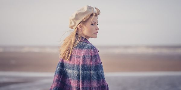 Sophie Straw Seizes a Starring Role Overseas as 'Funny Woman' Reaches its Midpoint