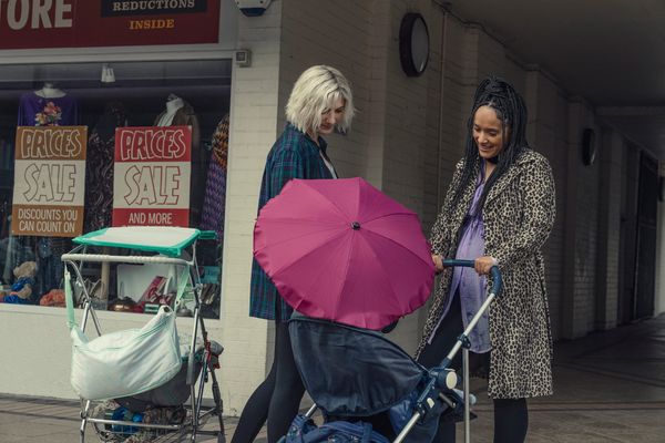 'Toxic Town' Opens With a Slick Pair of 1990s Era Episodes