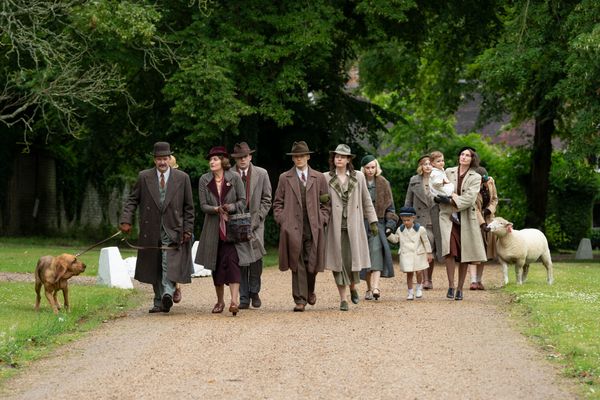 Fascism Takes Hold Among the Mitford Family In 'Outrageous's' Third Episode