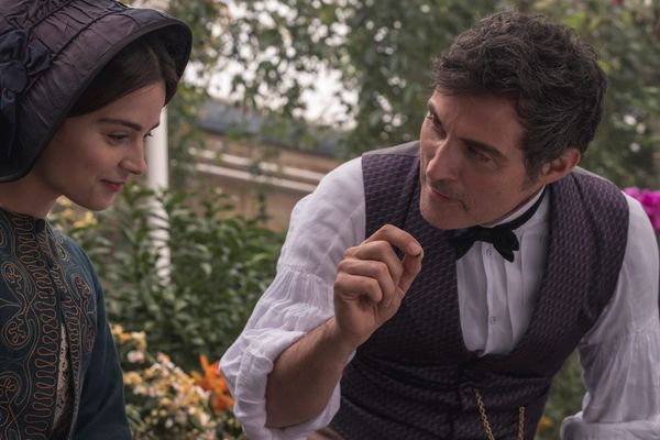 Rufus Sewell to Return for ‘Victoria’ Season 2