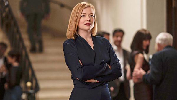 'Sucession' Star Sarah Snook to Lead New Adaptation of 'Persuasion'