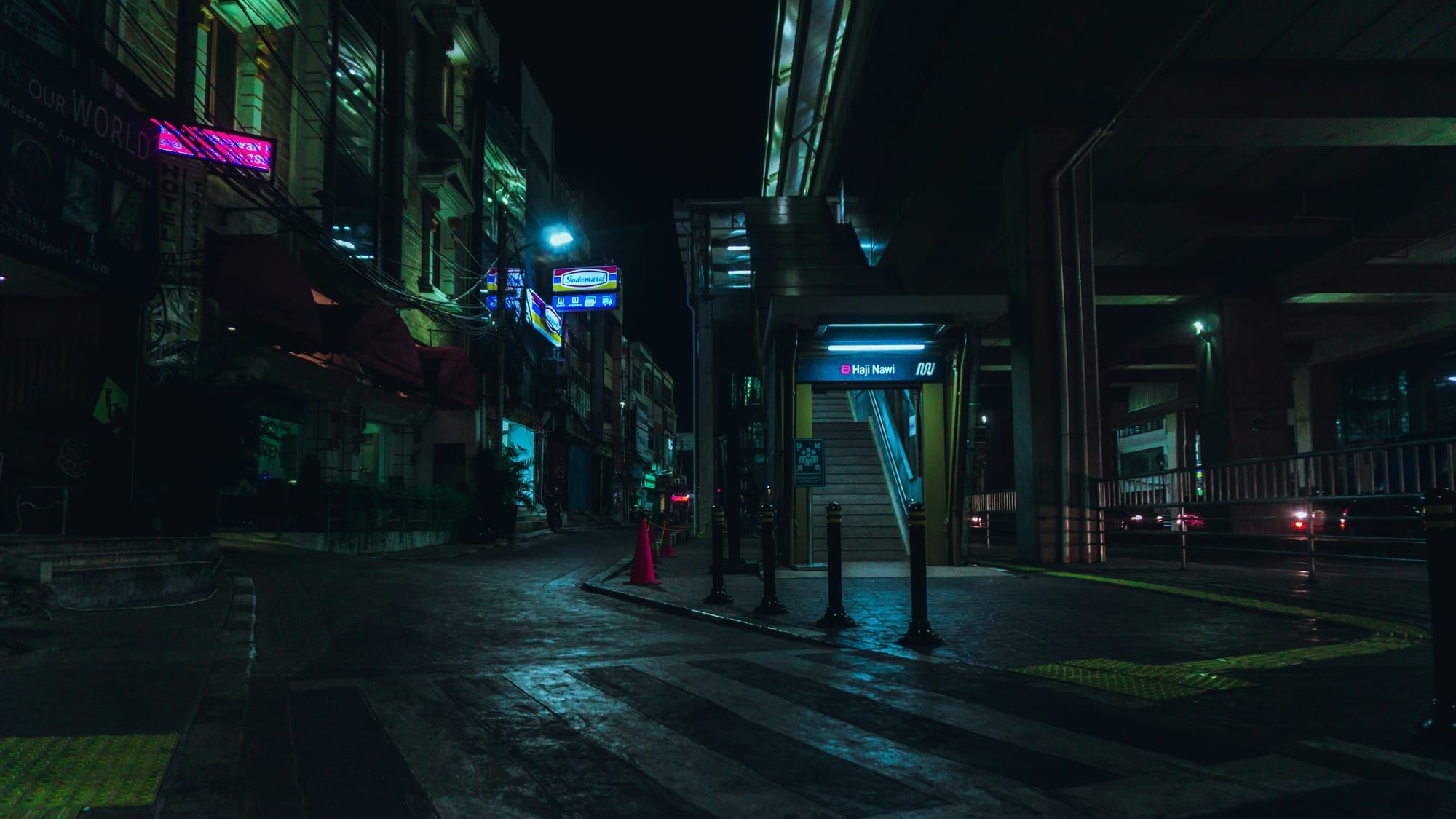 Offensive OSINT s05e03 - Open Source Surveillance - People API