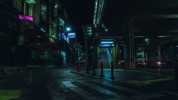 Offensive OSINT s05e03 - Open Source Surveillance - People API