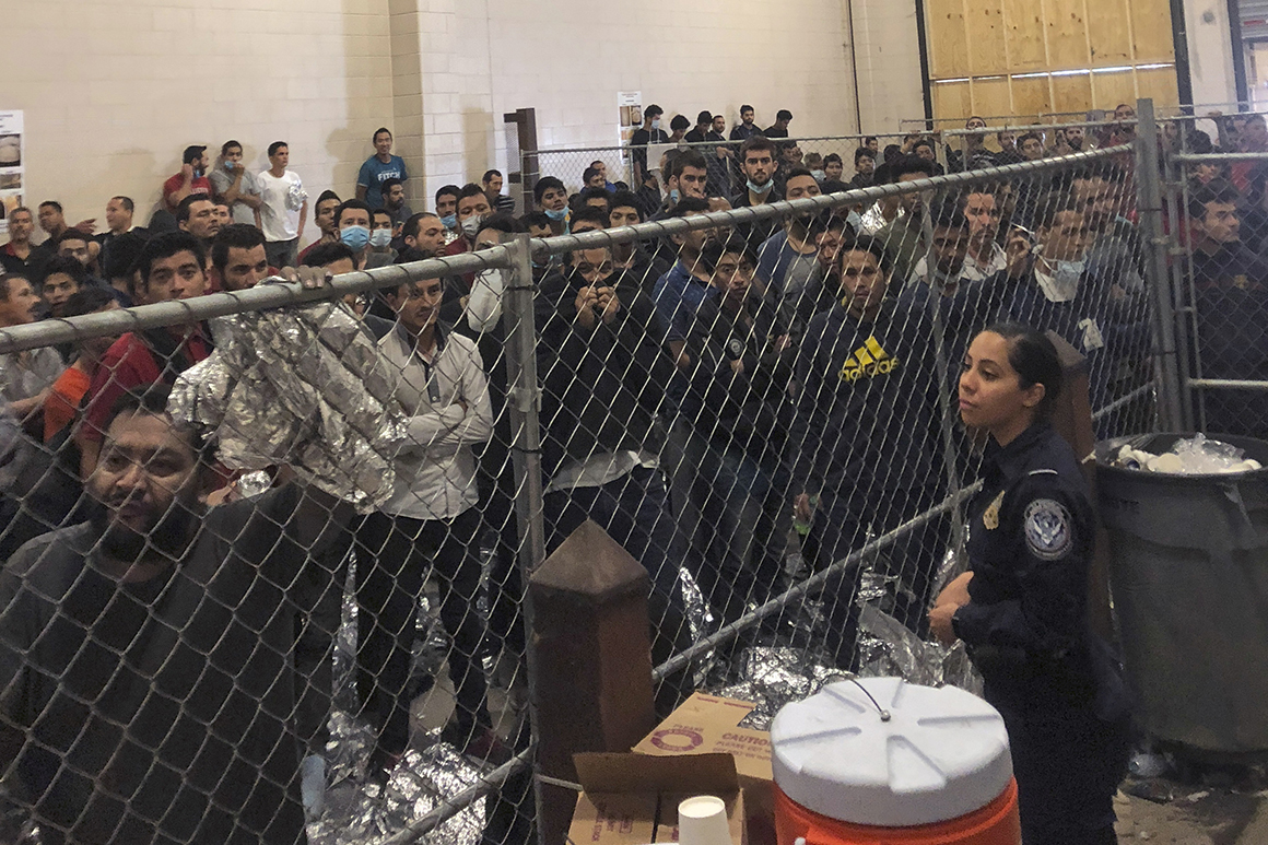 Migrant mental health crisis spirals in ICE detention facilities - POLITICO