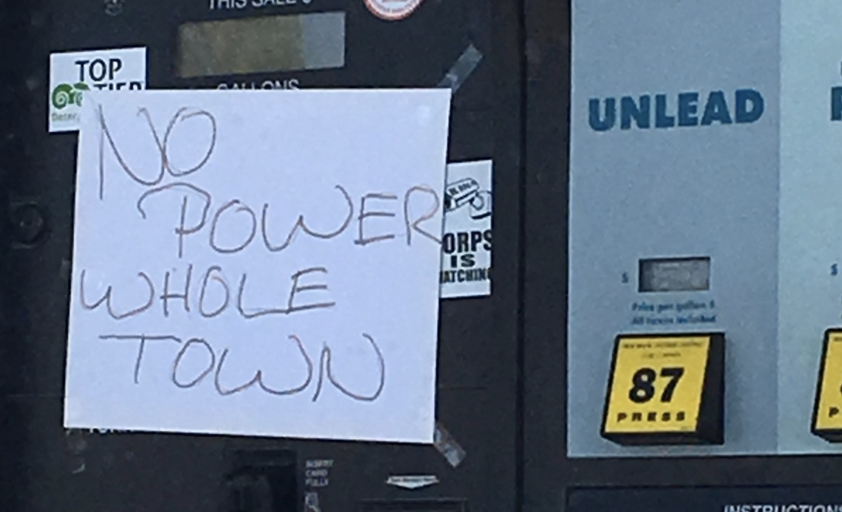 Gas pumps in Baker not working due to power outage - Victor Valley News