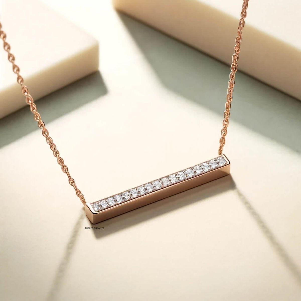 Pırlanta Kolye Fiyatları Kur Artışından Nasıl Etkilenir?