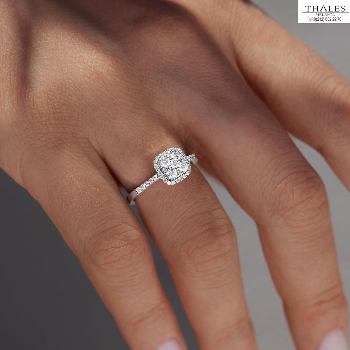 Koronet Pırlanta Yüzük Nedir, Kimlere Yakışır?