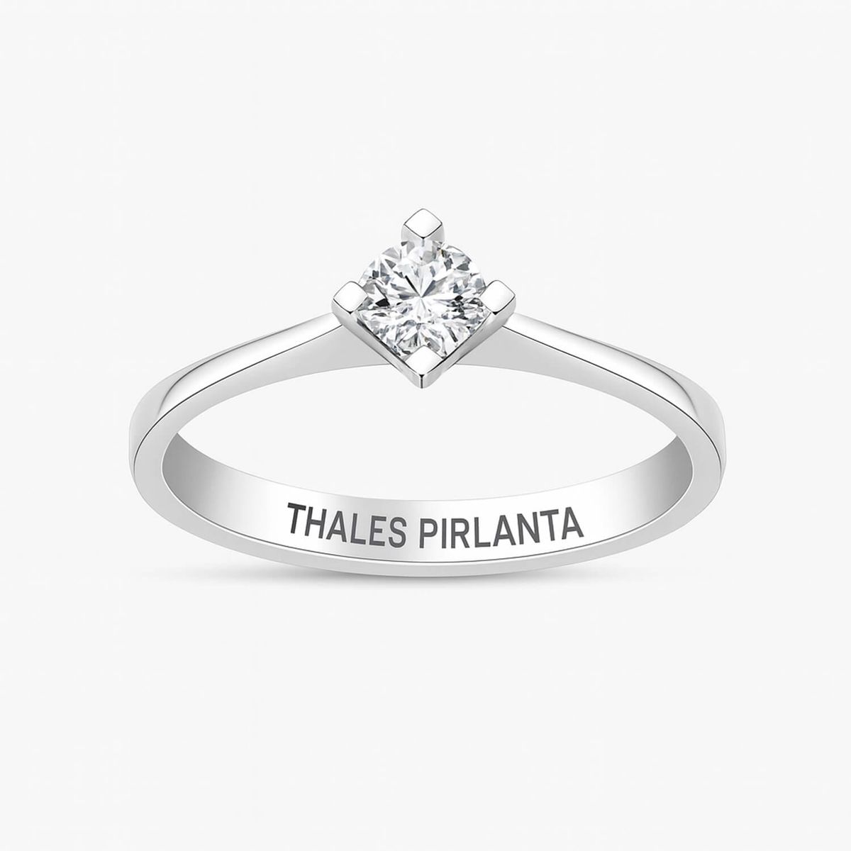 GIA Sertifikalı Yüzükle Mağaza Sertifikası Farkı Ne?